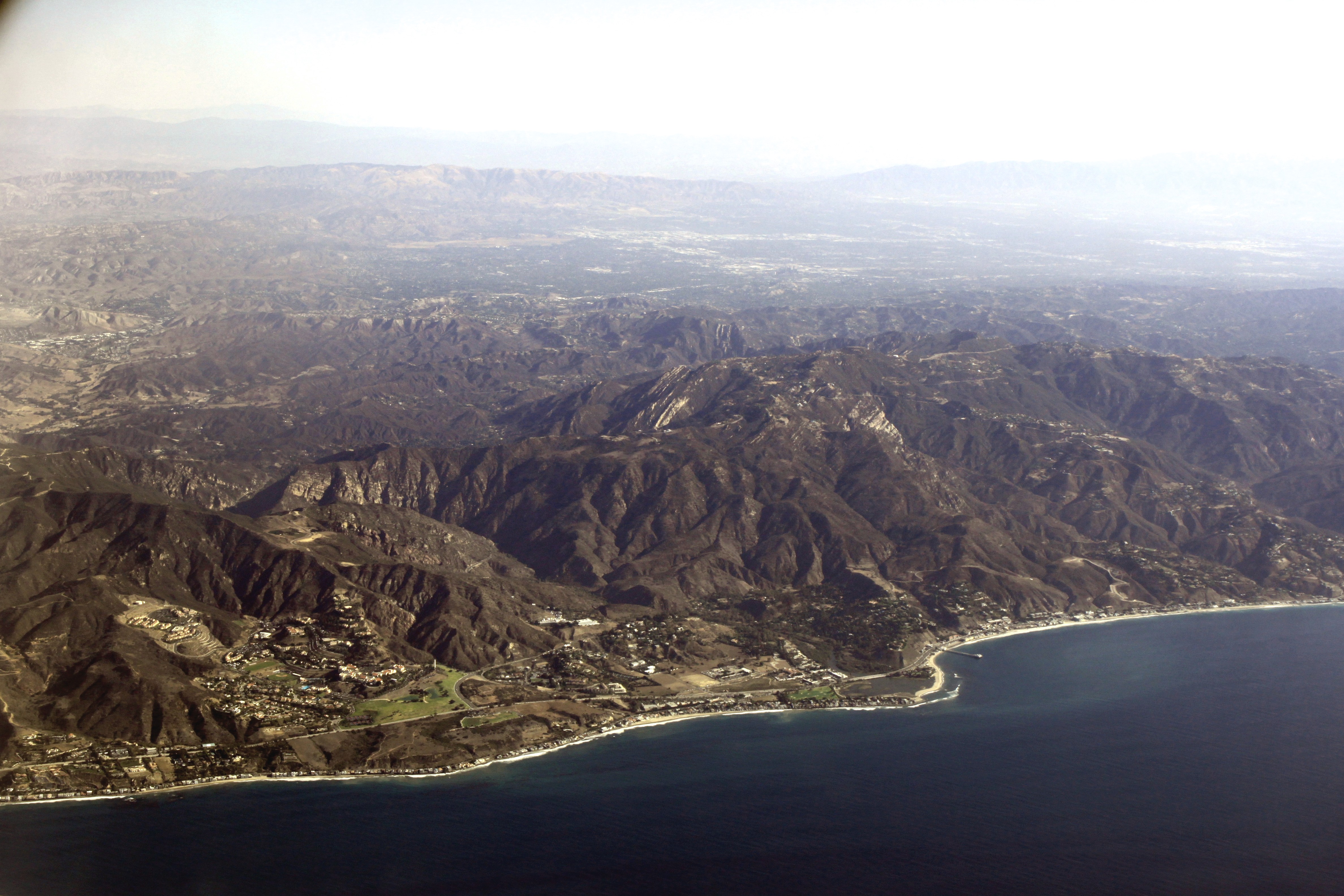 Malibu Coastline-15824952705